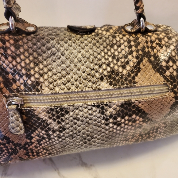 Snakeskin With Ruffles Shoulder Bag By Nicole Miller - Picture 4 of 9